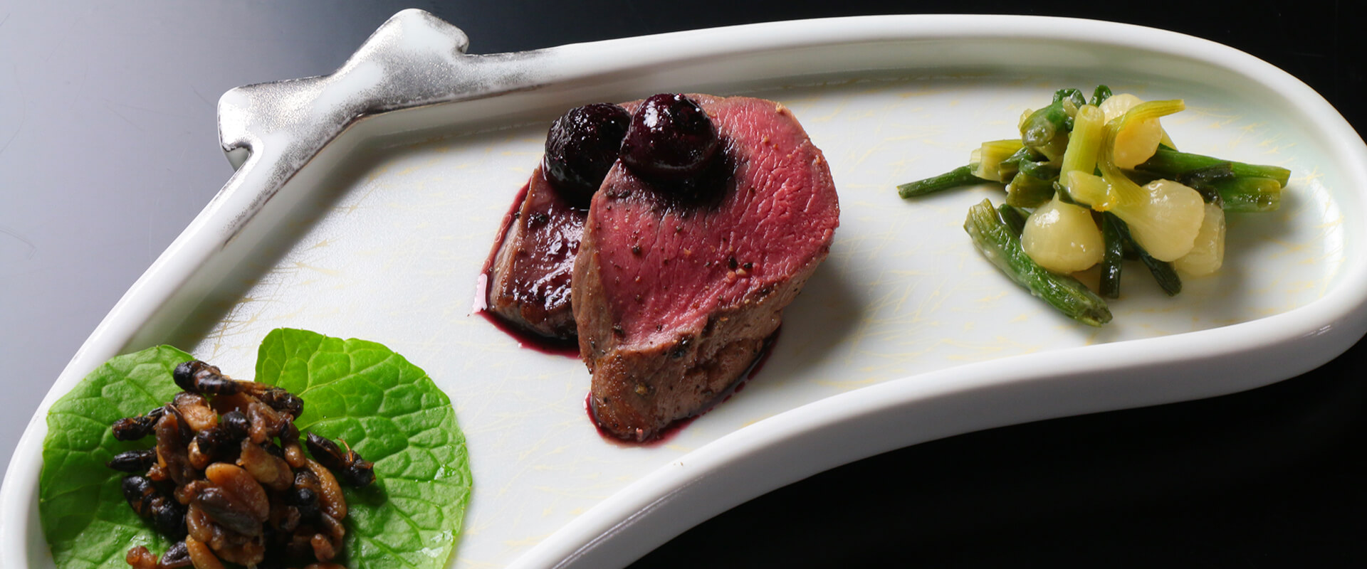 人気の大鹿ジビエ